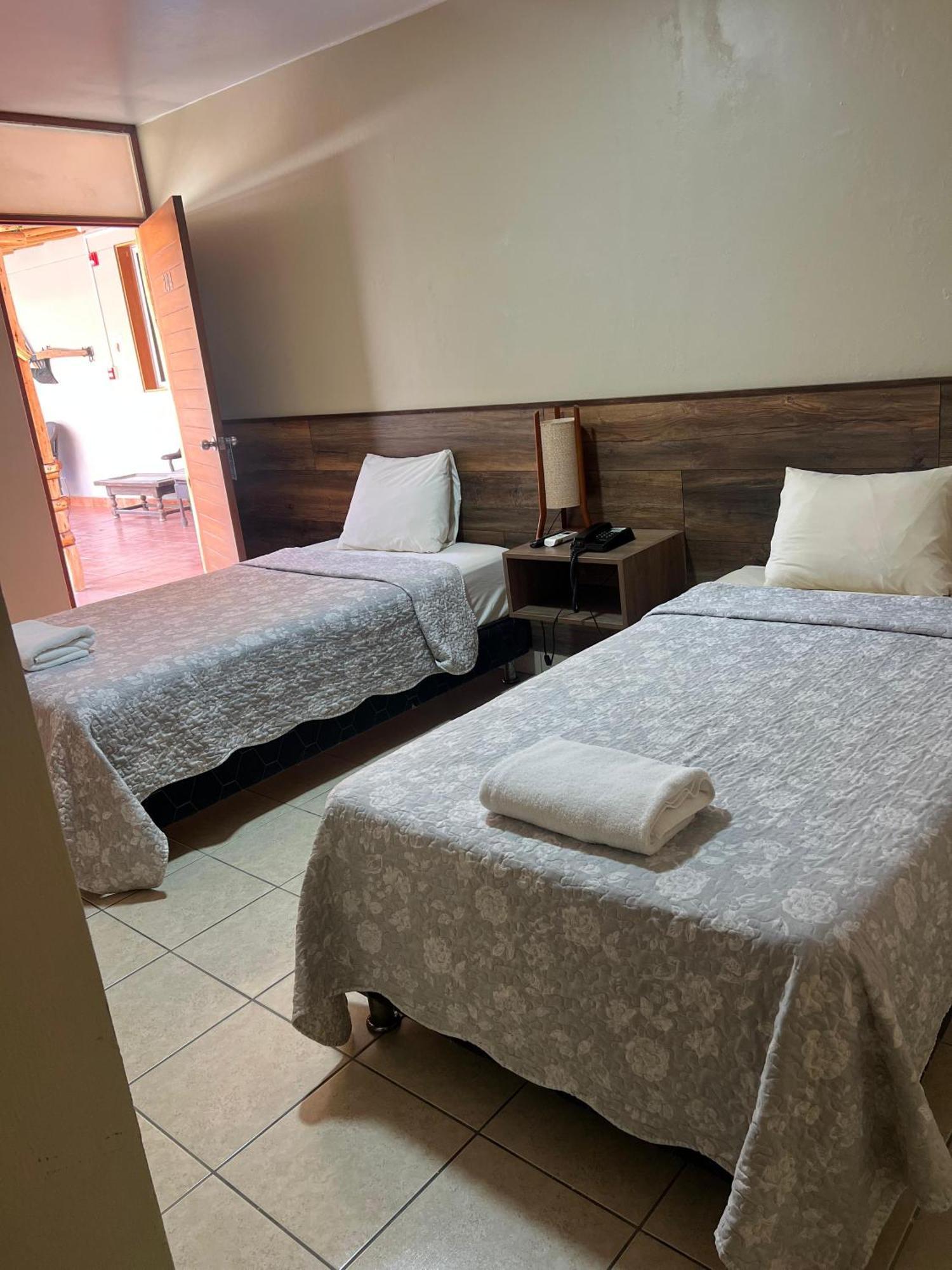 Hotel El Huacachinero อิกา ภายนอก รูปภาพ